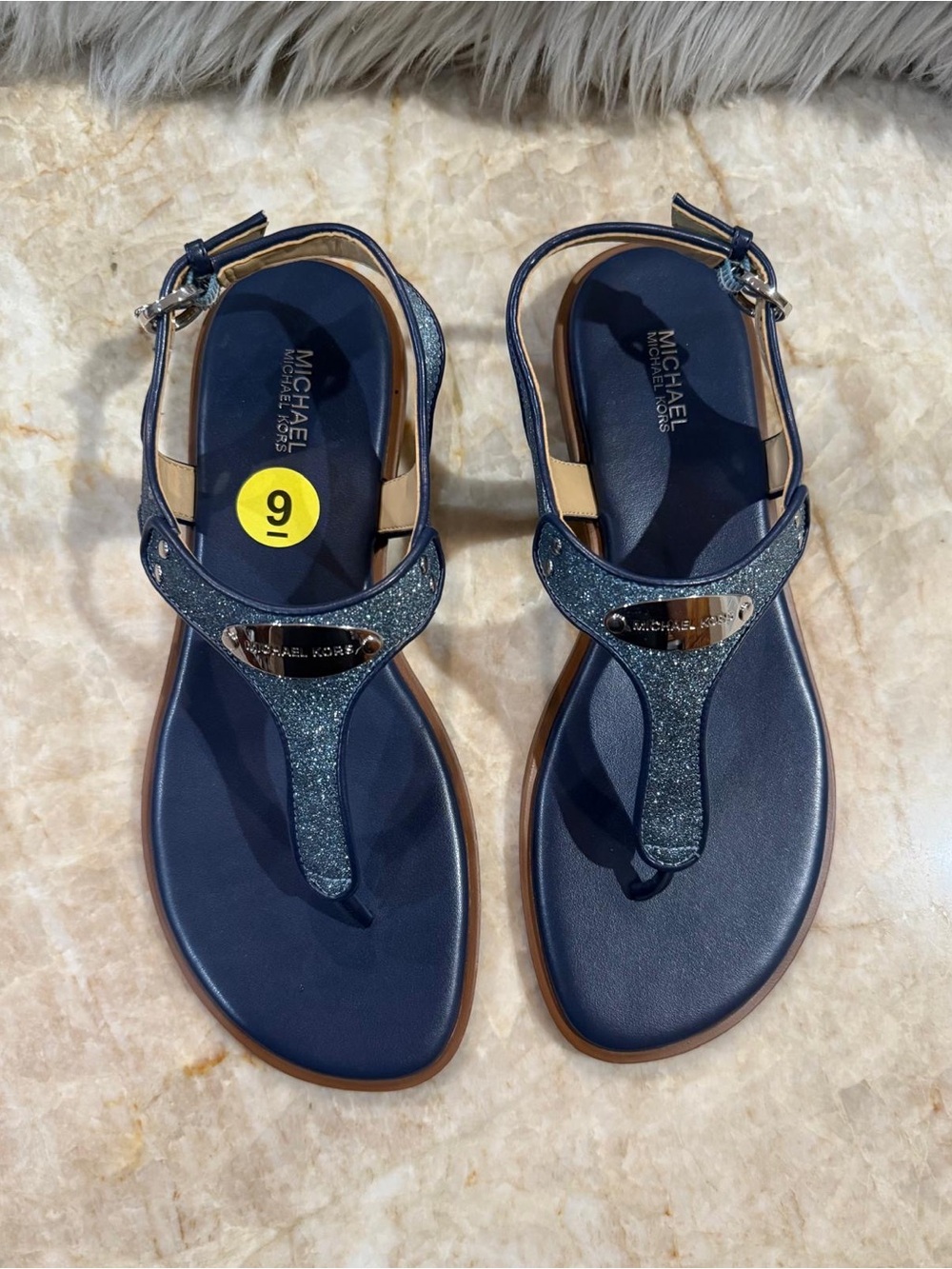 Michael Michael Kors Womans MK Plate Glittery Thong Sandal Size 9 New